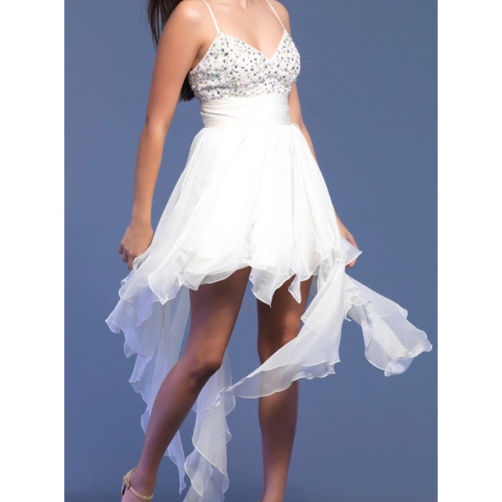 NEW Dave and Johnny prom dress